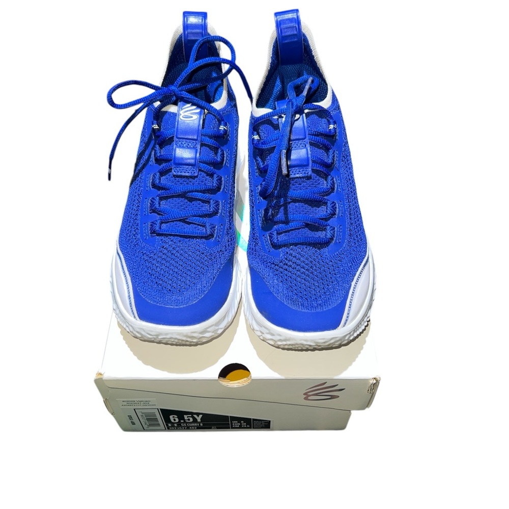 Steph Curry FLOW 8 size 6.5